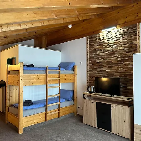 Vandrarhem Touristenheim Bergfreude Leukerbad