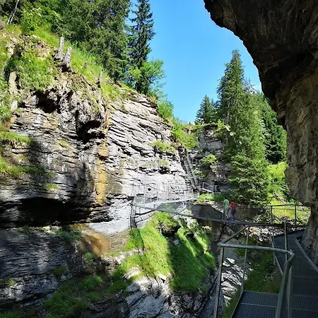 Touristenheim Bergfreude Vandrarhem Leukerbad