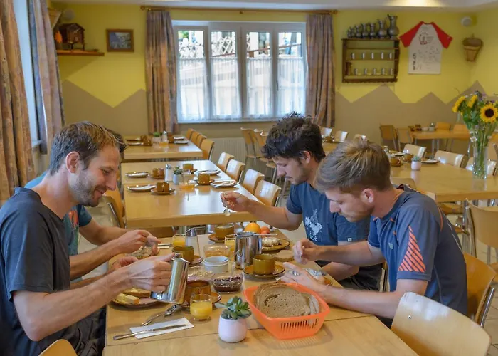 Hostel Touristenheim Bergfreude *