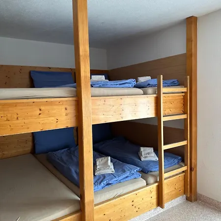 Touristenheim Bergfreude بيت شباب لوكباد